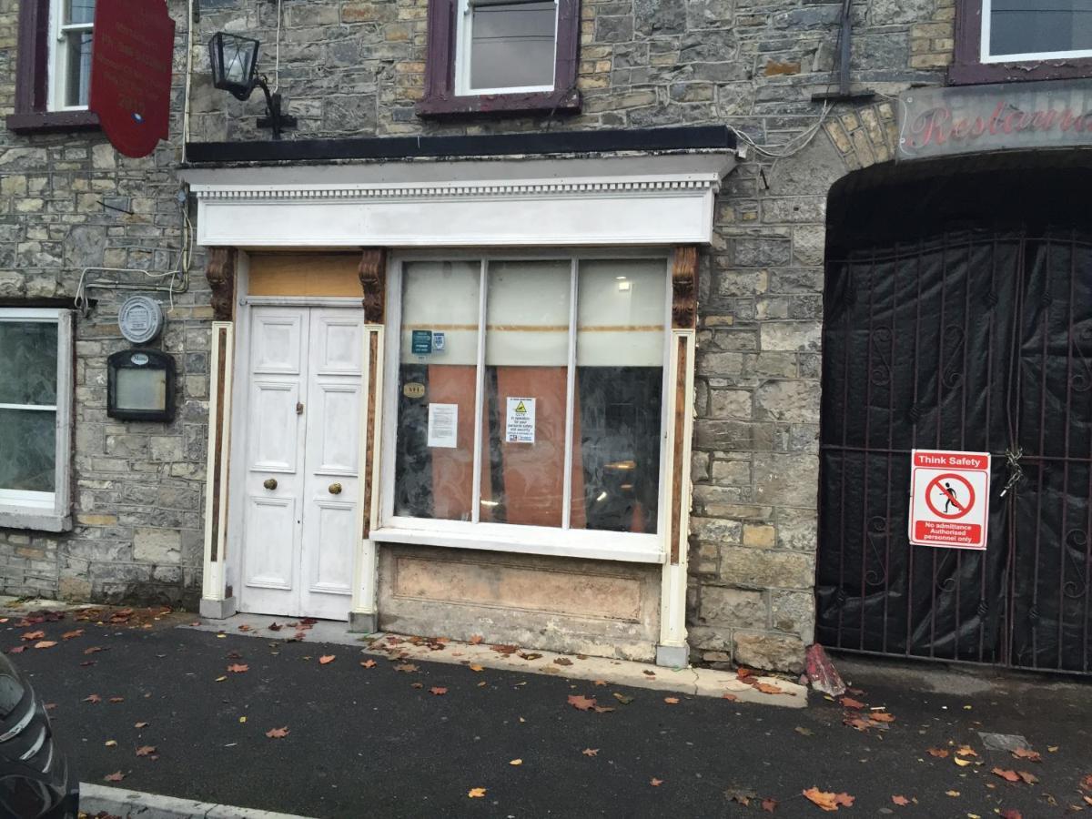 The Lawrence Hotel Athboy Exterior foto